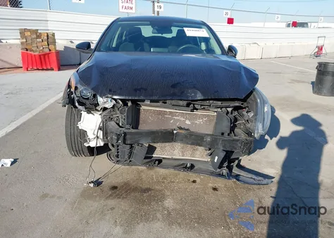 2019 Kia Forte Lxs z USA, uszkodzony, nr VIN 3KPF24AD2KE118588